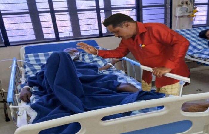 ನೊಂದ ಮನಸ್ಸುಗಳ ಸಂತೋಷಕ್ಕಾಗಿ ಗಮನ ಹರಿಸುವುದೇ ನಮ್ಮ ಕರ್ನಾಟಕ ವಿಶ್ವಮಾನವ ಸೇವಾ ಟ್ರಸ್ಟ್ (ರಿ.) ಸಂಸ್ಥೆಯ ಮುಖ್ಯ ಗುರಿ ಹಾಗಾಗಿ ಇಂತವರ ಸೇವೆಗೆ ಸಹಾಯ ಹಸ್ತ ನೀಡಲು ನೀವು "9980479696 9035459696" ಕರೆಮಾಡಿ